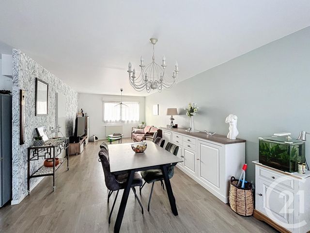 Appartement F4 à vendre - 5 pièces - 89 m2 - Lacroix St Ouen - 60 - PICARDIE