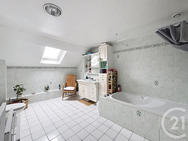 Maison à vendre - 5 pièces - 139 m2 - Margny Les Compiegne - 60 - PICARDIE