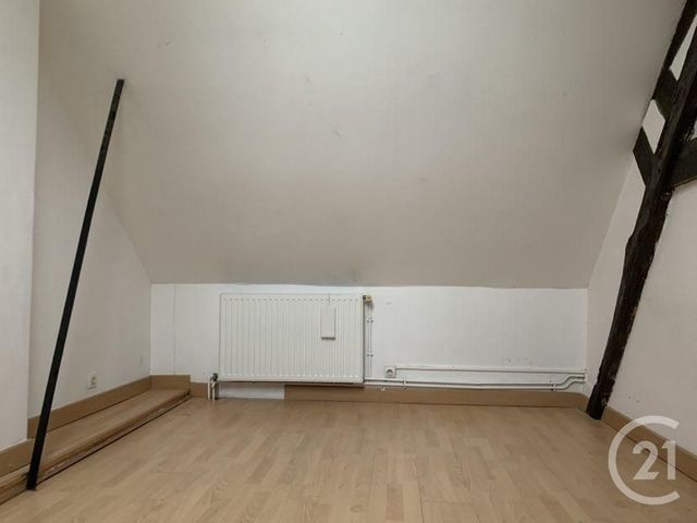 Appartement T3 &agrave; louer - 3 pi&egrave;ces - 71,13 m2 - Jaux - 60 - PICARDIE