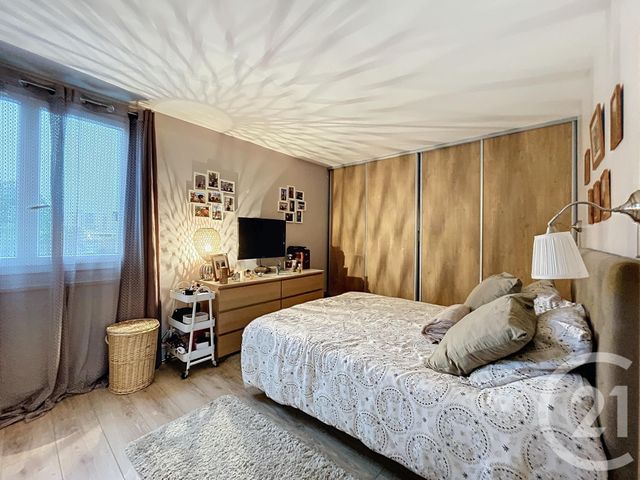 Appartement F5 &agrave; vendre - 5 pi&egrave;ces - 97,84 m2 - Compiegne - 60 - PICARDIE