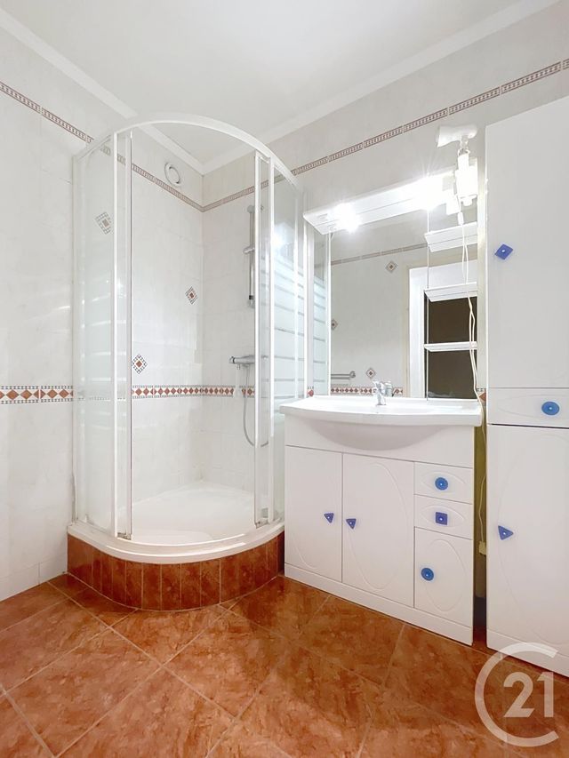 Appartement F3 à vendre - 3 pièces - 71,24 m2 - Margny Les Compiegne - 60 - PICARDIE