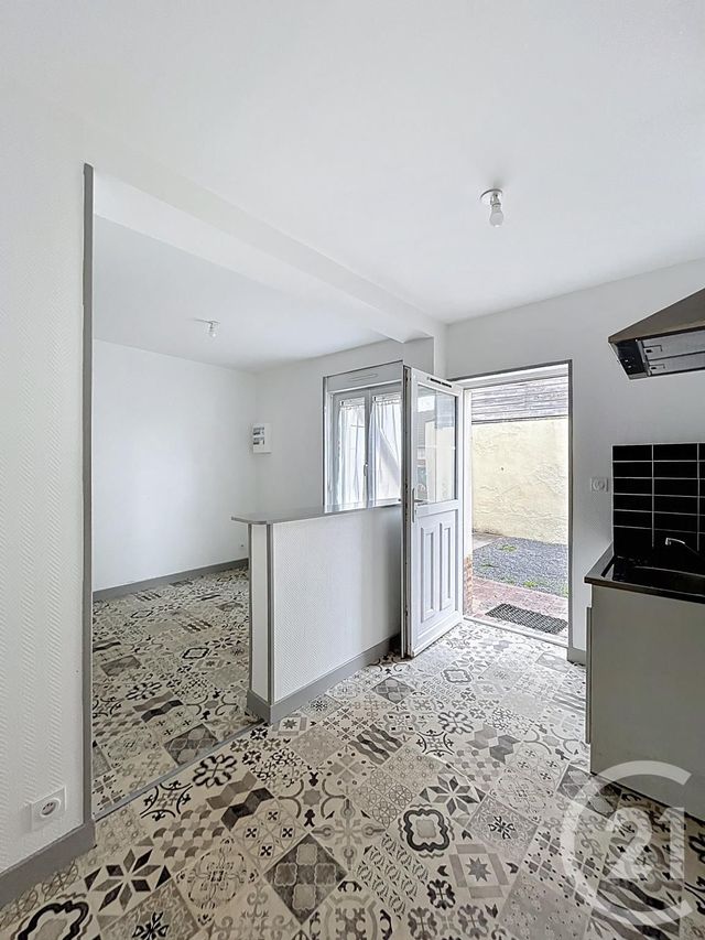 Appartement F1 à louer - 1 pièce - 18,97 m2 - Margny Les Compiegne - 60 - PICARDIE