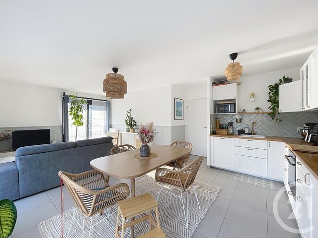 Appartement T3 à vendre - 3 pièces - 64,84 m2 - Compiegne - 60 - PICARDIE