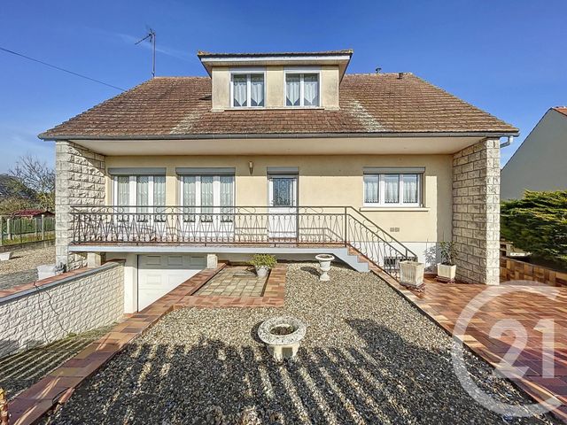 Maison à vendre - 5 pièces - 135 m2 - Coudun - 60 - PICARDIE