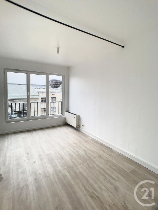 Appartement Studio à louer - 1 pièce - 24,82 m2 - Compiegne - 60 - PICARDIE