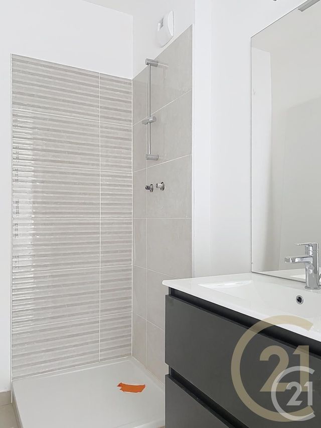 Appartement F4 à vendre - 4 pièces - 92,67 m2 - Senlis - 60 - PICARDIE