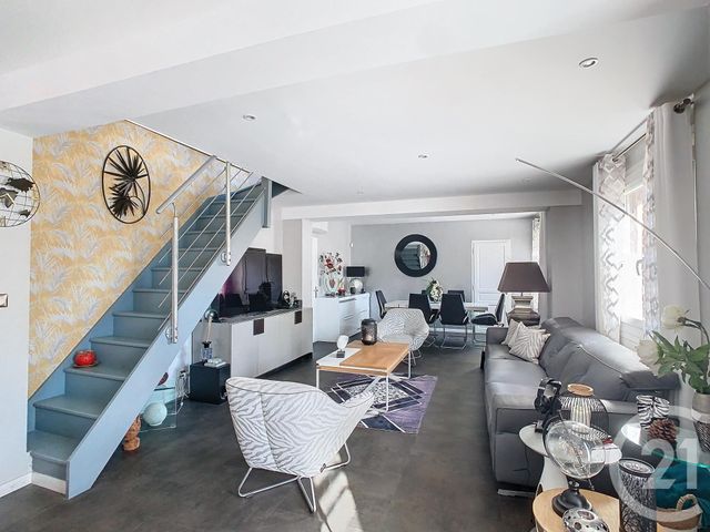 Maison à vendre - 7 pièces - 236 m2 - Lacroix St Ouen - 60 - PICARDIE
