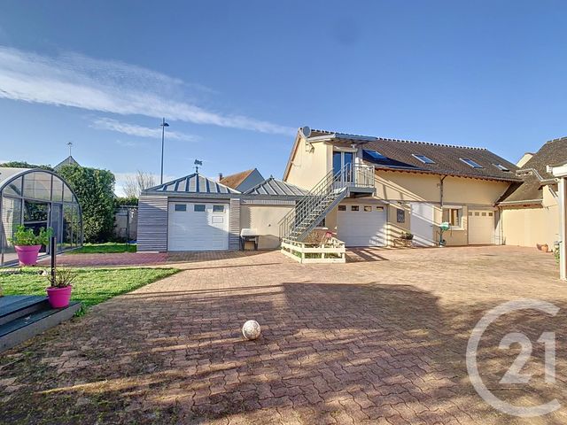 Maison à vendre - 7 pièces - 236 m2 - Lacroix St Ouen - 60 - PICARDIE