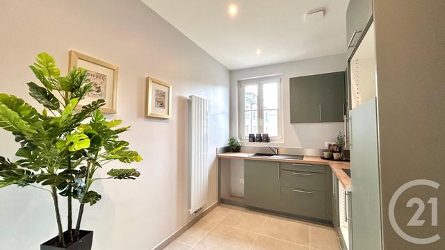 Appartement T3 à vendre - 3 pièces - 65,40 m2 - Compiegne - 60 - PICARDIE