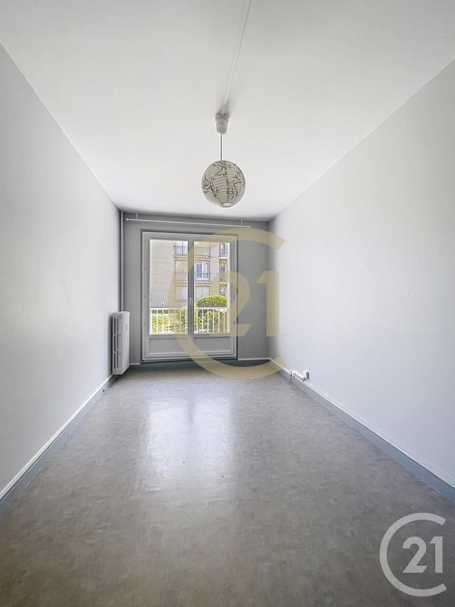 Appartement F1 à louer - 1 pièce - 19 m2 - Compiegne - 60 - PICARDIE