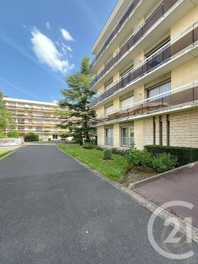 Appartement Studio à louer - 1 pièce - 17,62 m2 - Compiegne - 60 - PICARDIE