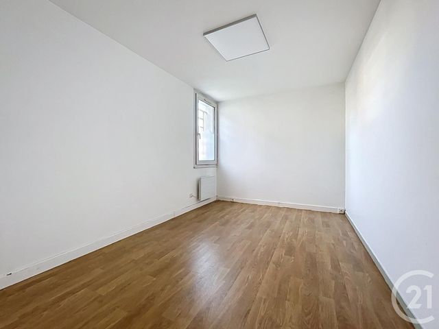 Appartement T4 à vendre - 4 pièces - 88 m2 - Compiegne - 60 - PICARDIE