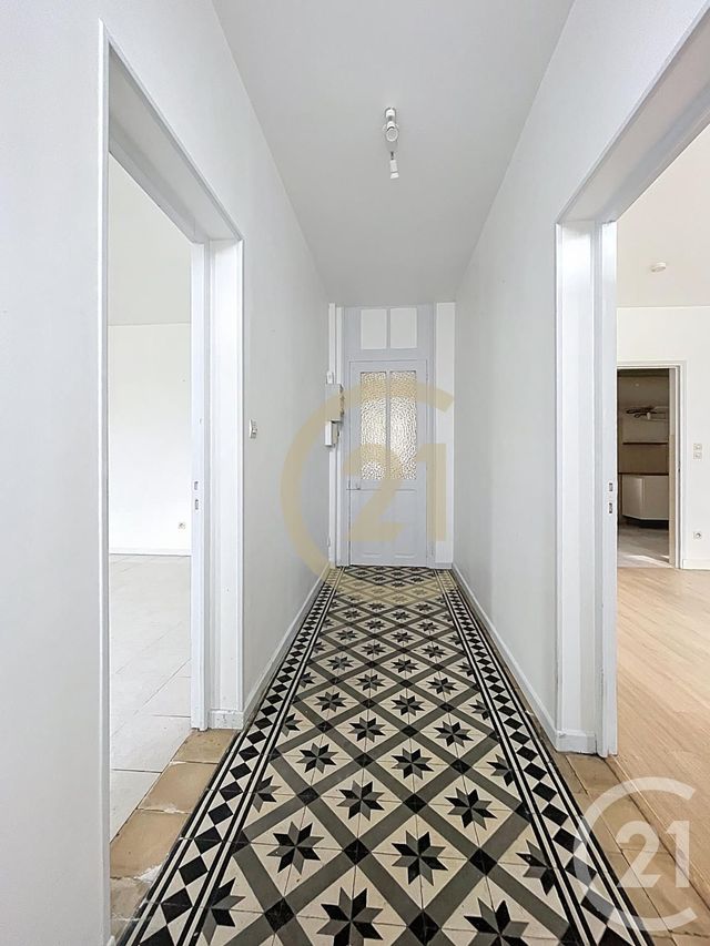 Appartement F3 à louer - 3 pièces - 76,32 m2 - Pierrefonds - 60 - PICARDIE