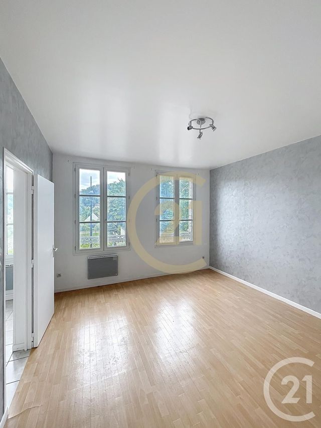 Appartement F4 à louer - 4 pièces - 71,81 m2 - Pierrefonds - 60 - PICARDIE