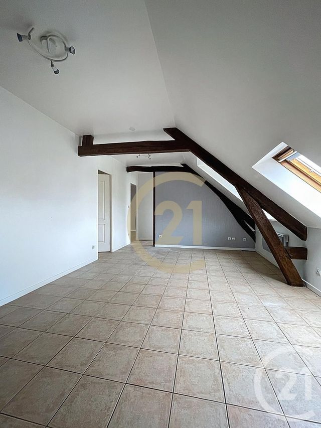 Appartement F4 à louer - 4 pièces - 56,79 m2 - Pierrefonds - 60 - PICARDIE