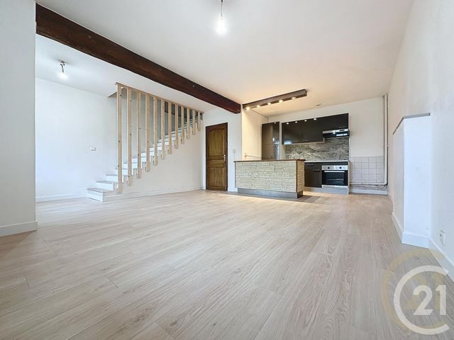 Appartement F2 à louer - 4 pièces - 99,71 m2 - Monchy Humieres - 60 - PICARDIE
