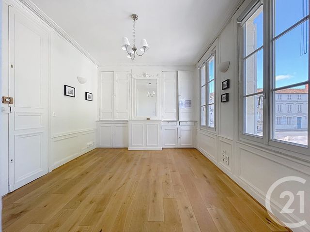 Immeuble à vendre - 382 m2 - Compiegne - 60 - PICARDIE