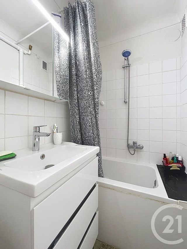 Appartement F2 &agrave; vendre - 2 pi&egrave;ces - 44 m2 - Compiegne - 60 - PICARDIE