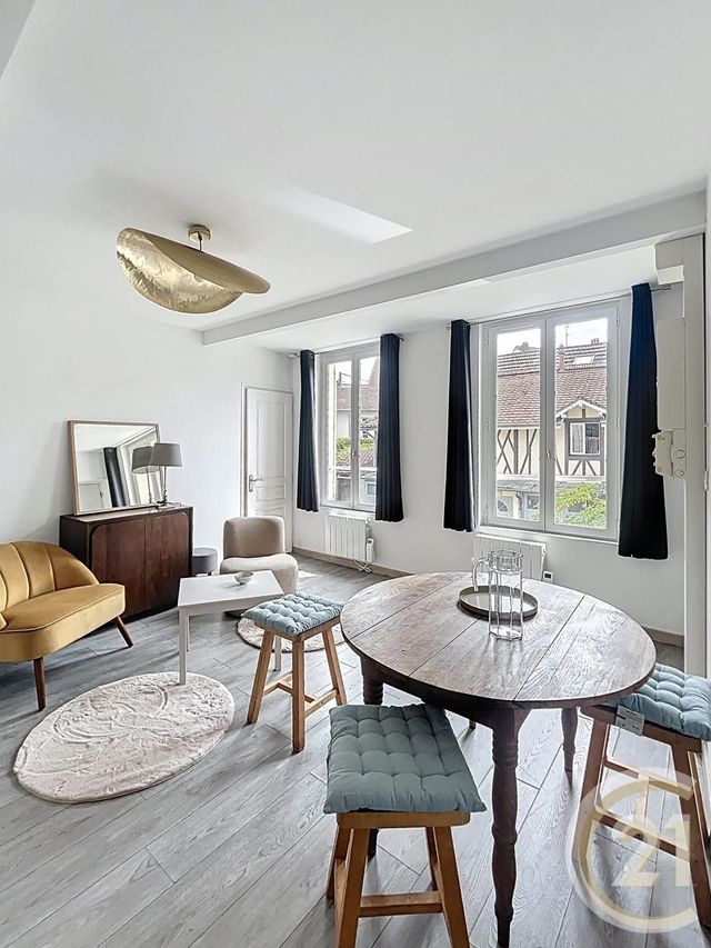 Appartement F2 à louer - 2 pièces - 28,44 m2 - Compiegne - 60 - PICARDIE