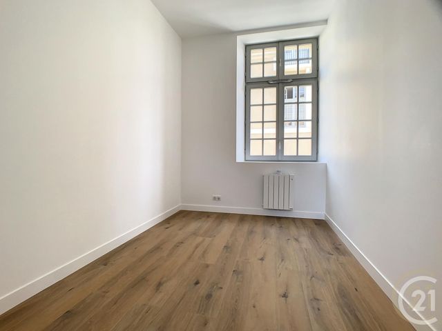 Appartement F2 à louer - 2 pièces - 52,14 m2 - Compiegne - 60 - PICARDIE