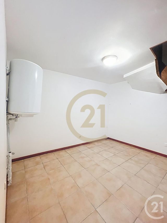 Afficher la photo en grand Appartement F3 à louer - 4 pièces - 87,73 m2 - Pierrefonds - 60 - PICARDIE