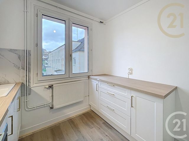 Appartement F3 &agrave; louer - 3 pi&egrave;ces - 52,45 m2 - Bethisy St Pierre - 60 - PICARDIE