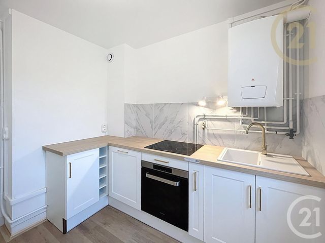 Appartement F3 &agrave; louer - 3 pi&egrave;ces - 52,45 m2 - Bethisy St Pierre - 60 - PICARDIE