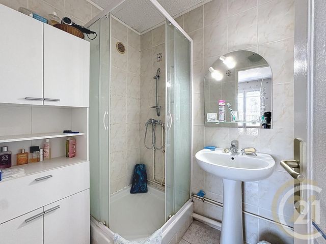 Appartement F5 à vendre - 5 pièces - 93,38 m2 - Compiegne - 60 - PICARDIE