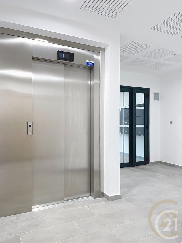 Appartement F2 à vendre - 2 pièces - 36,24 m2 - Compiegne - 60 - PICARDIE