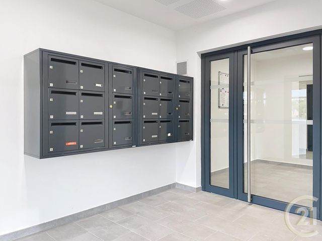 Appartement F2 à vendre - 2 pièces - 45,11 m2 - Compiegne - 60 - PICARDIE