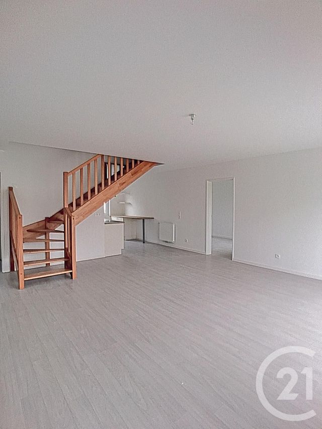 Maison à louer - 5 pièces - 106,31 m2 - Lacroix St Ouen - 60 - PICARDIE