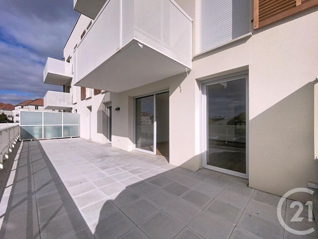 Appartement F3 à vendre - 3 pièces - 71,91 m2 - Margny Les Compiegne - 60 - PICARDIE