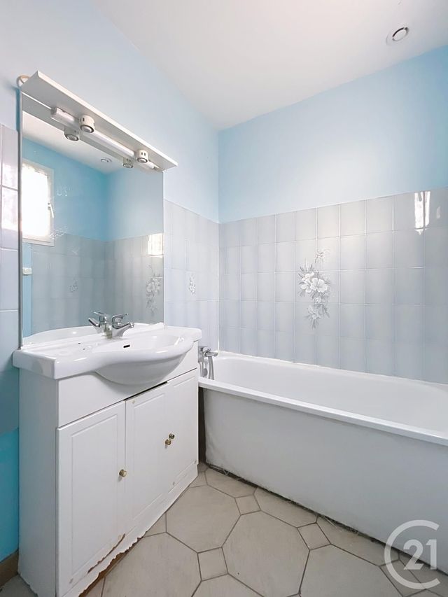 Maison à vendre - 4 pièces - 75 m2 - Margny Les Compiegne - 60 - PICARDIE