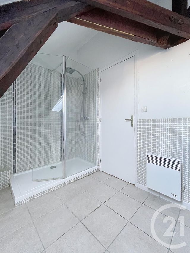 Afficher la photo en grand Appartement à vendre - 2 pièces - 46,18 m2 - Compiegne - 60 - PICARDIE