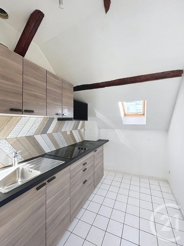 Afficher la photo en grand Appartement à vendre - 2 pièces - 46,18 m2 - Compiegne - 60 - PICARDIE