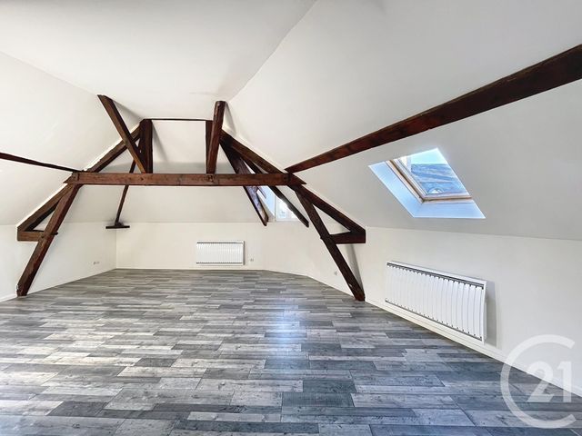 Afficher la photo en grand Appartement à vendre - 2 pièces - 46,18 m2 - Compiegne - 60 - PICARDIE