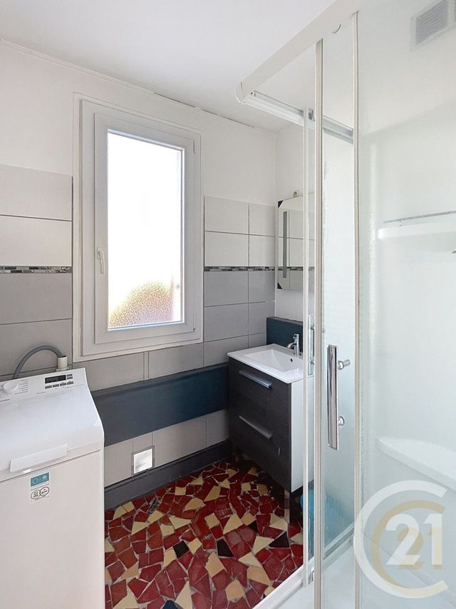 Appartement F3 &agrave; louer - 3 pi&egrave;ces - 54,50 m2 - Compiegne - 60 - PICARDIE