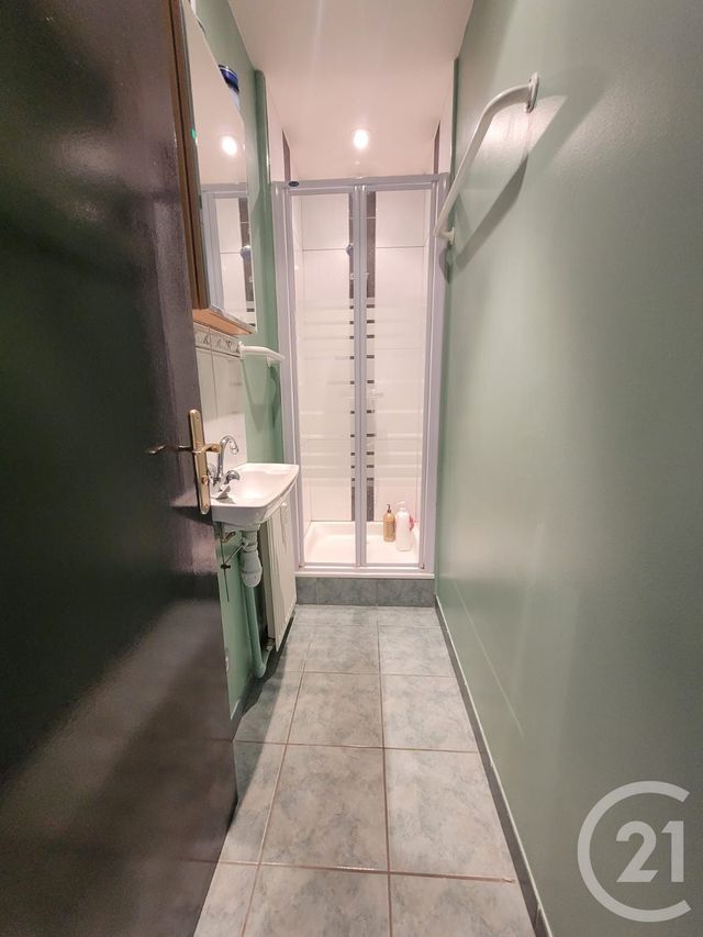 Appartement F3 à vendre - 3 pièces - 82,50 m2 - Compiegne - 60 - PICARDIE