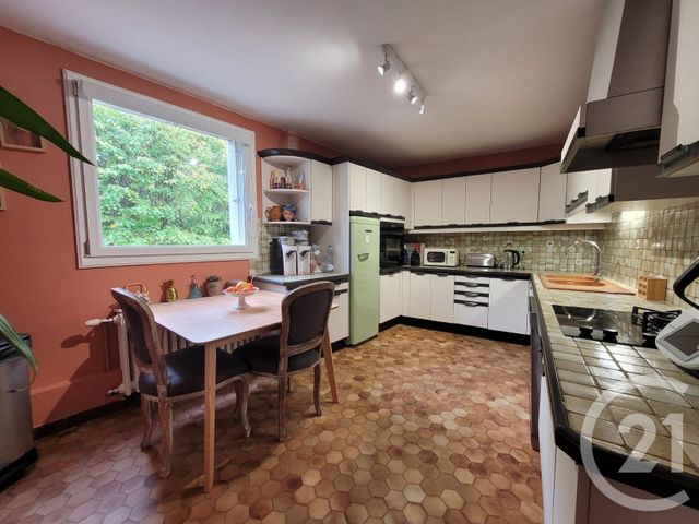 Appartement F3 à vendre - 3 pièces - 82,50 m2 - Compiegne - 60 - PICARDIE