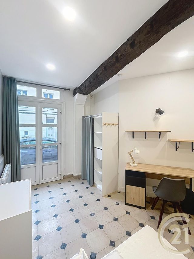 Appartement F1 &agrave; louer - 1 pi&egrave;ce - 20,23 m2 - Compiegne - 60 - PICARDIE