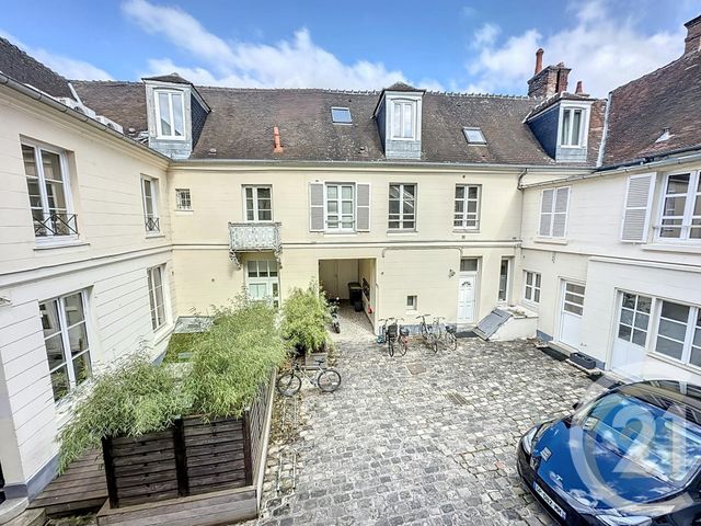 Appartement F1 à louer - 1 pièce - 24,47 m2 - Compiegne - 60 - PICARDIE