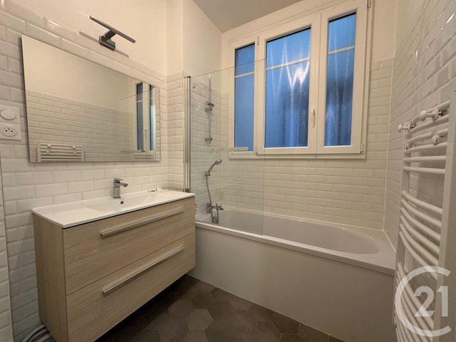 Appartement F5 à louer - 4 pièces - 113,28 m2 - Compiegne - 60 - PICARDIE