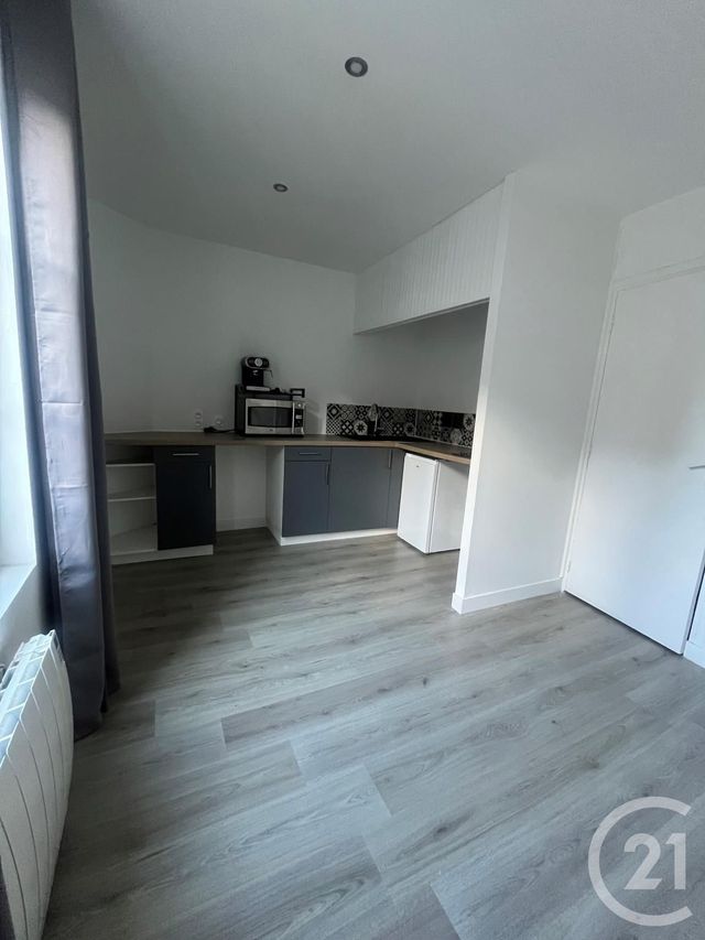 Appartement F1 à louer - 1 pièce - 13,22 m2 - Compiegne - 60 - PICARDIE