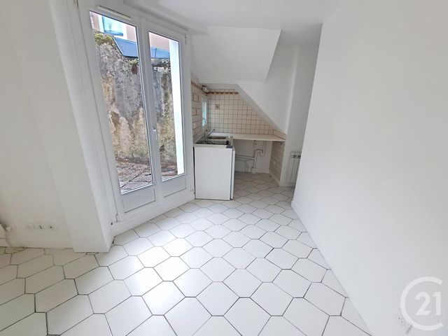 Appartement F1 à louer - 1 pièce - 18,58 m2 - Compiegne - 60 - PICARDIE