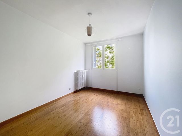 Appartement T4 &agrave; vendre - 4 pi&egrave;ces - 74,87 m2 - Compiegne - 60 - PICARDIE