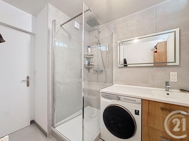 Afficher la photo en grand Appartement F3 à vendre - 3 pièces - 70 m2 - Compiegne - 60 - PICARDIE