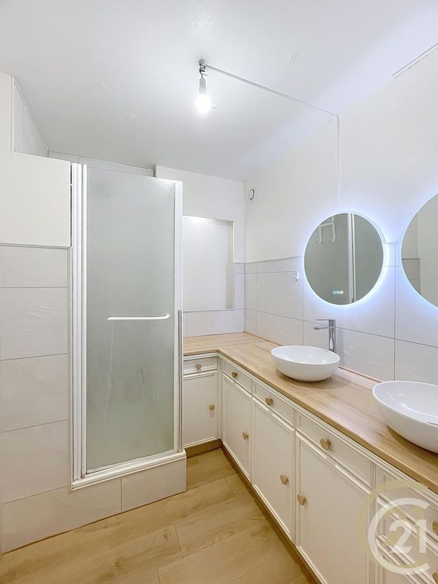 Afficher la photo en grand Appartement F3 à louer - 3 pièces - 74,42 m2 - Compiegne - 60 - PICARDIE