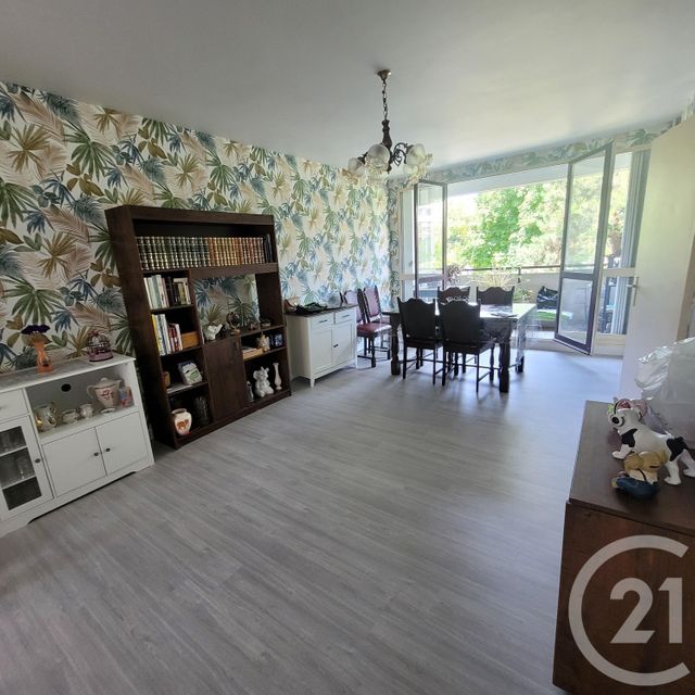 Appartement F3 à vendre - 3 pièces - 76,12 m2 - Compiegne - 60 - PICARDIE