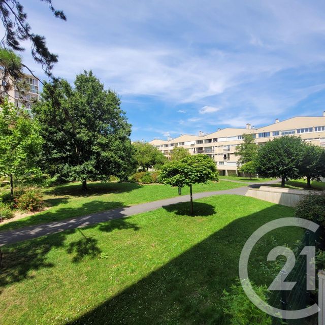 Appartement F3 à vendre - 3 pièces - 76,12 m2 - Compiegne - 60 - PICARDIE