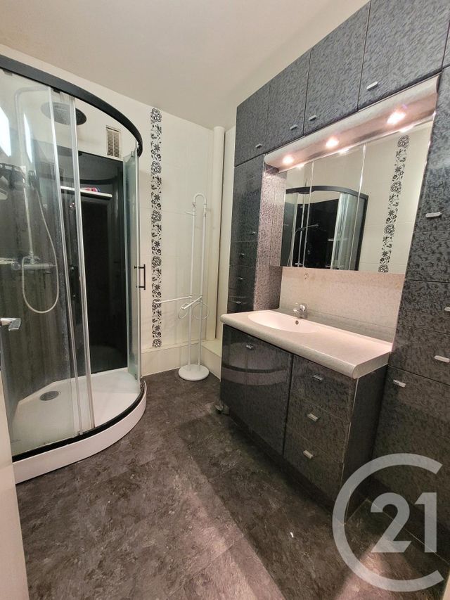 Appartement F5 à vendre - 5 pièces - 96,18 m2 - 60 - PICARDIE